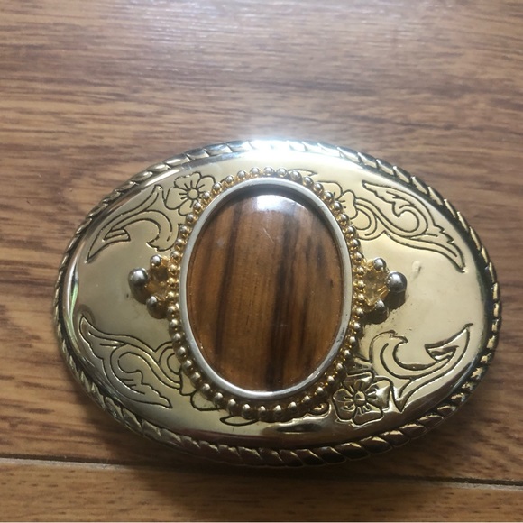 Belt Buckle - Picture 4 of 6